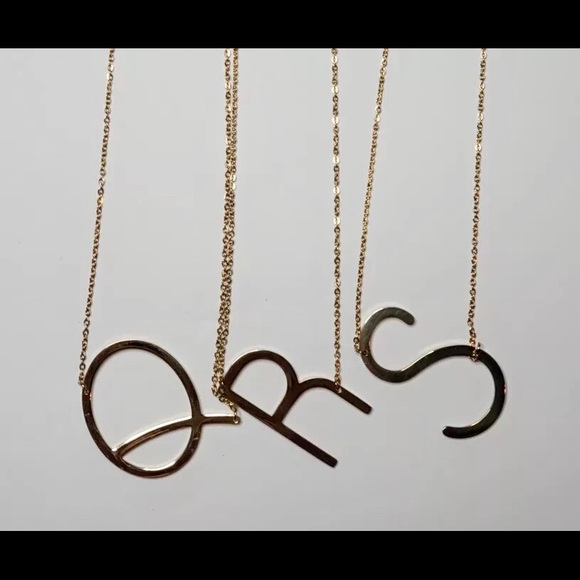 Gold Initial Pendant Necklace Letters A-Z - Picture 7 of 8